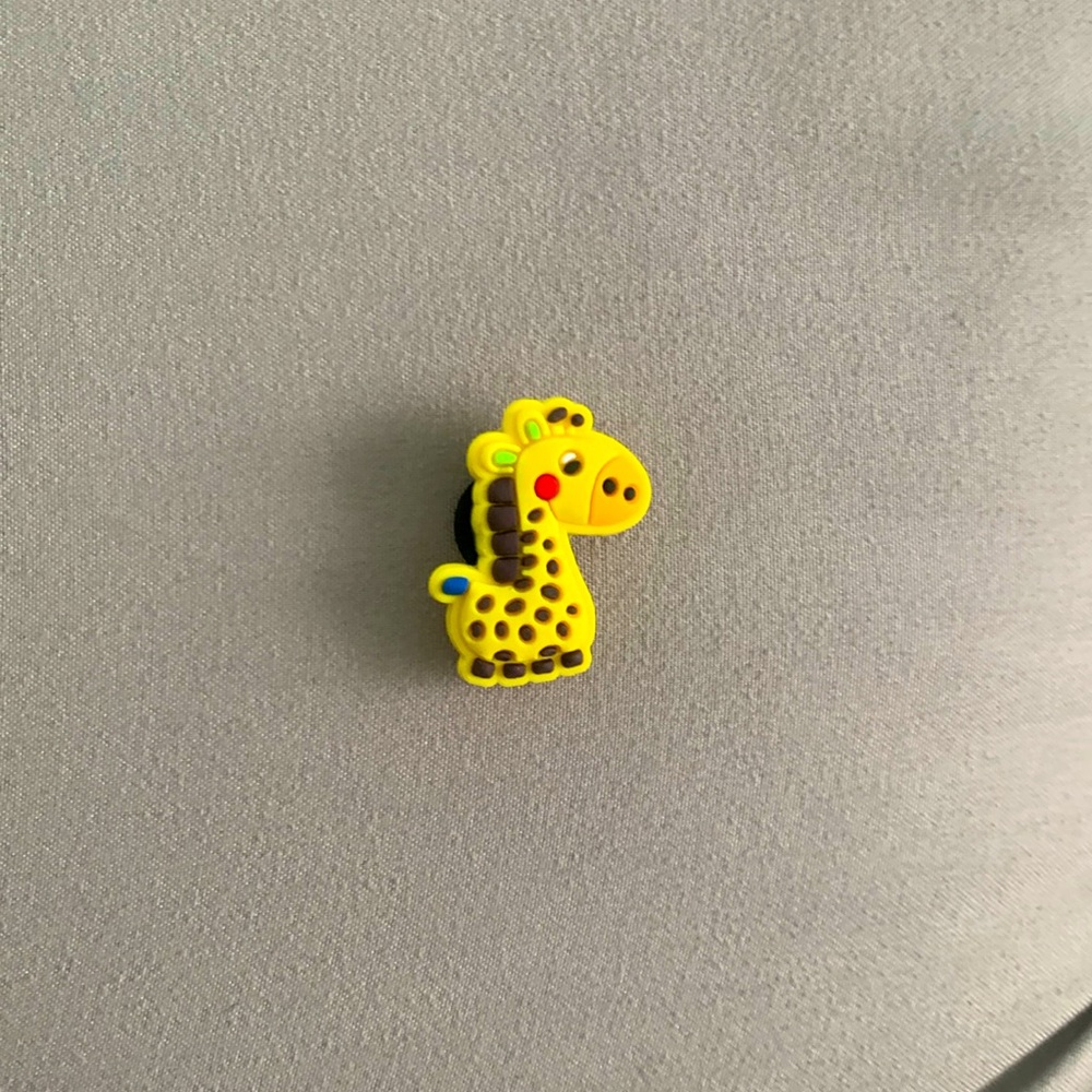Giraffe croc charm